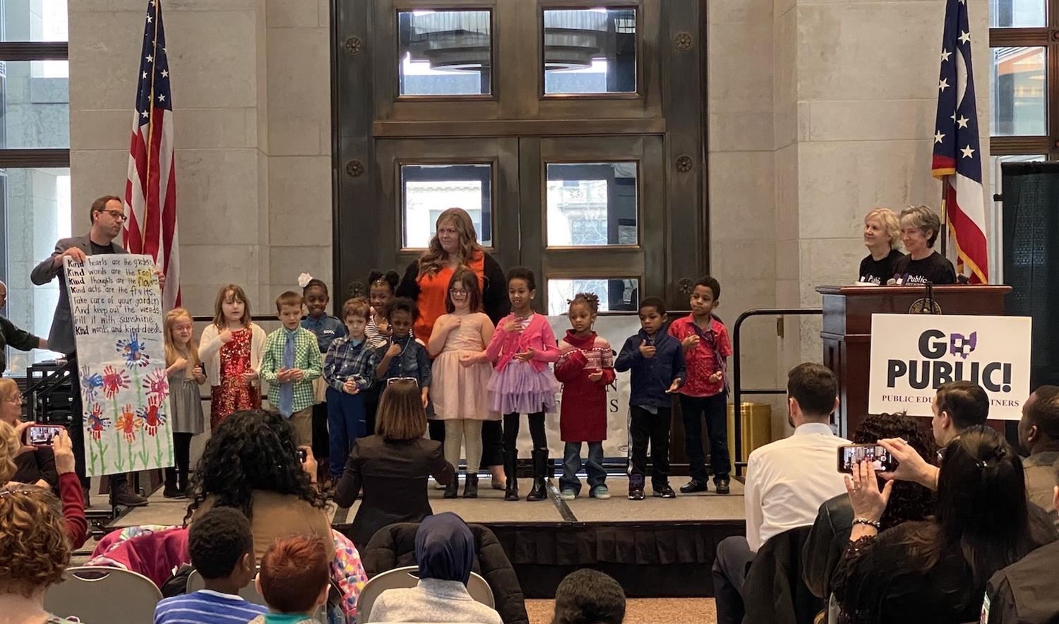 Huy Elementary Hearing Impaired Program On Stage 